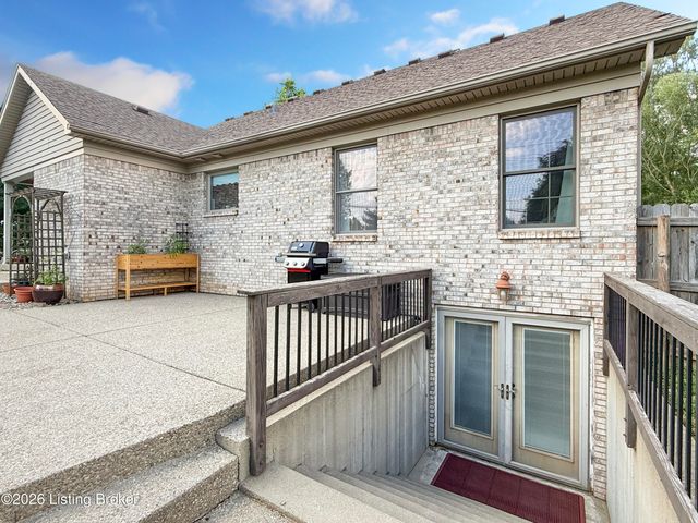 325 Dawson Hill Rd, Taylorsville, KY 40071