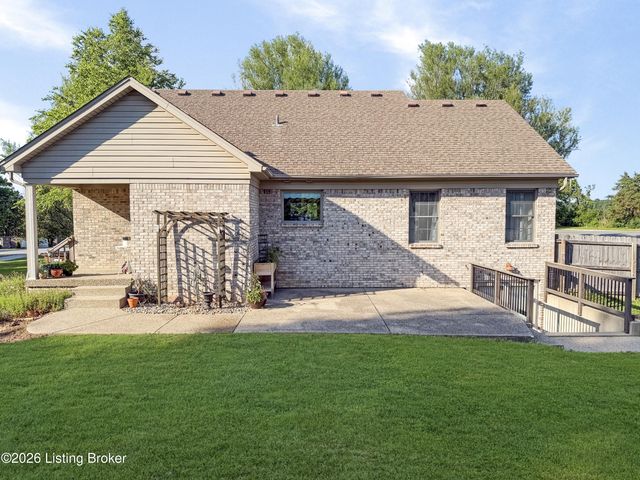 325 Dawson Hill Rd, Taylorsville, KY 40071