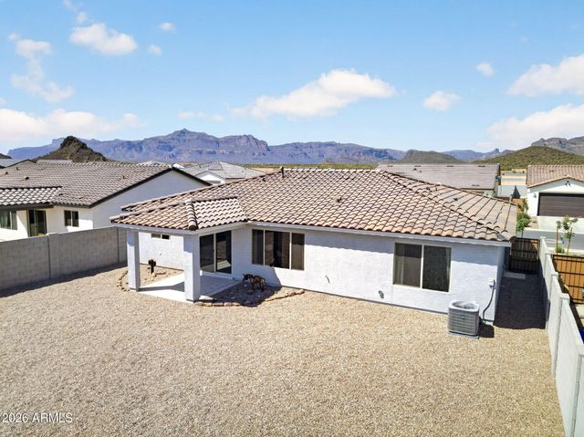 18221 E ZUZA Drive, Gold Canyon, AZ 85118