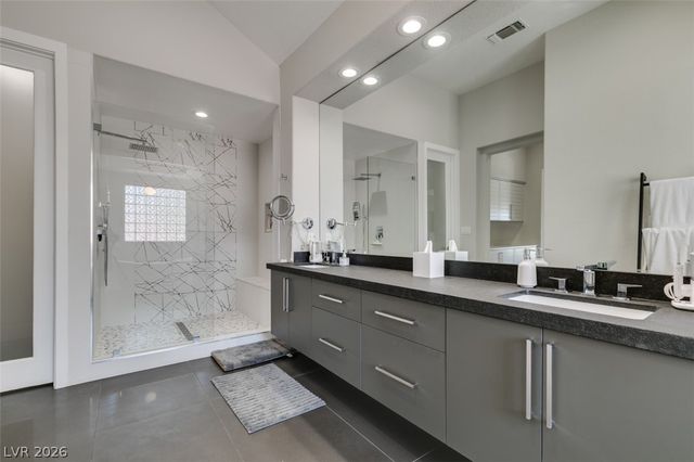 7999 Pinnacle Peak Avenue, Las Vegas, NV 89113