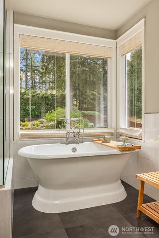 15050 225th Avenue NE, Woodinville, WA 98077