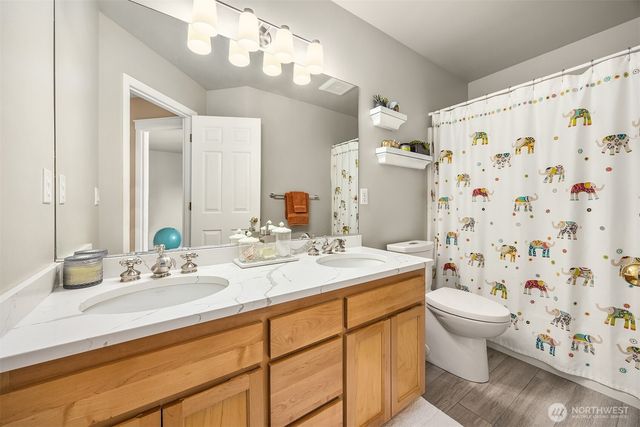 15050 225th Avenue NE, Woodinville, WA 98077