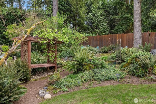 15050 225th Avenue NE, Woodinville, WA 98077