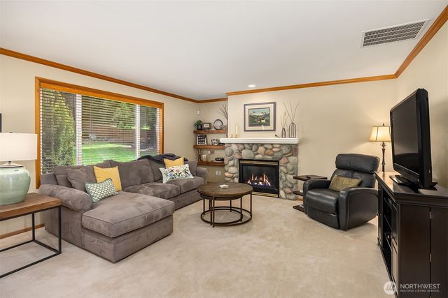 15050 225th Avenue NE, Woodinville, WA 98077