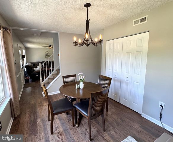 11 N CENTRAL AVE, Sicklerville, NJ 08081