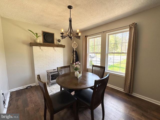 11 N CENTRAL AVE, Sicklerville, NJ 08081