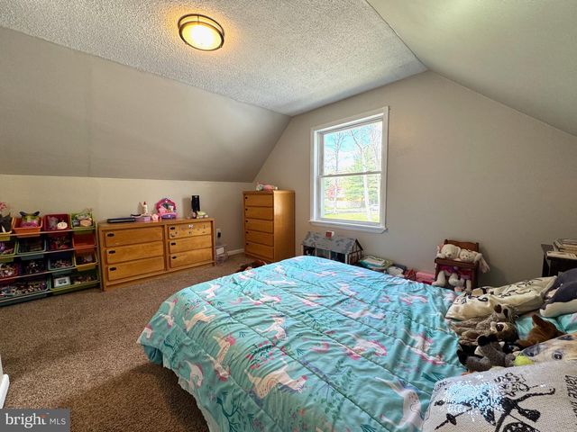 11 N CENTRAL AVE, Sicklerville, NJ 08081