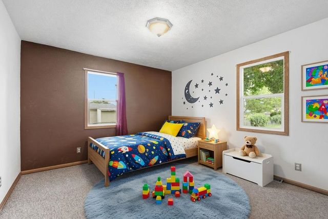 2015 N Vista Rd, Spokane, WA 99212