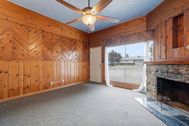 2015 N Vista Rd, Spokane, WA 99212