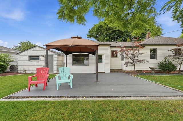 2015 N Vista Rd, Spokane, WA 99212
