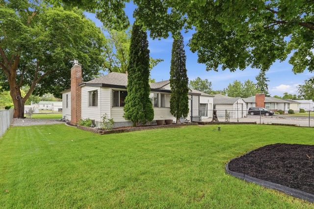2015 N Vista Rd, Spokane, WA 99212