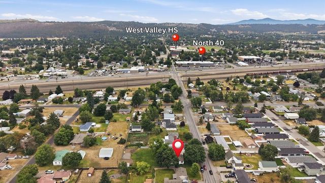 2015 N Vista Rd, Spokane, WA 99212