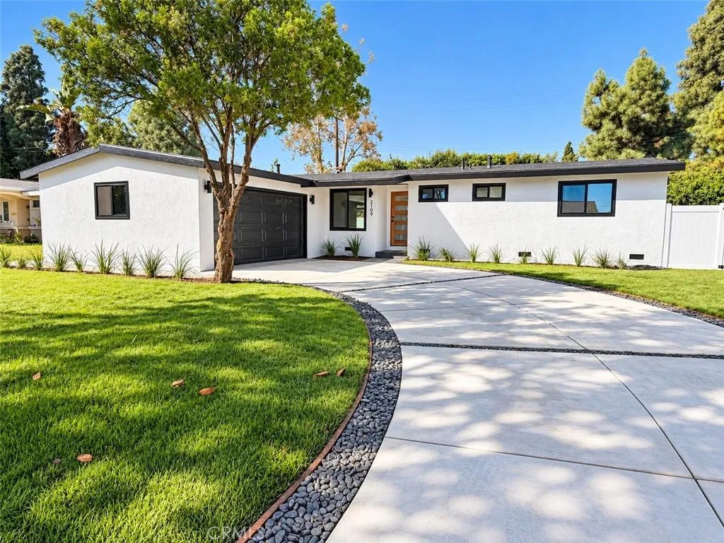 2109 W Gage, Fullerton, CA 92833