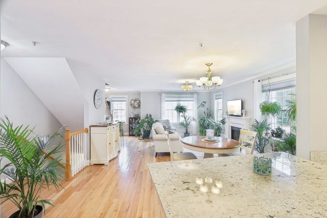 2 Starfish Way A, Salisbury, MA 01952