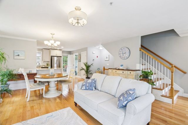 2 Starfish Way A, Salisbury, MA 01952