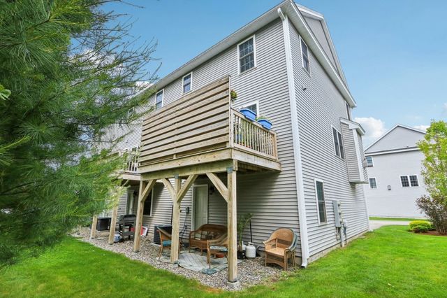 2 Starfish Way A, Salisbury, MA 01952