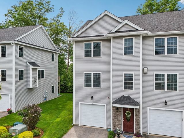 2 Starfish Way A, Salisbury, MA 01952