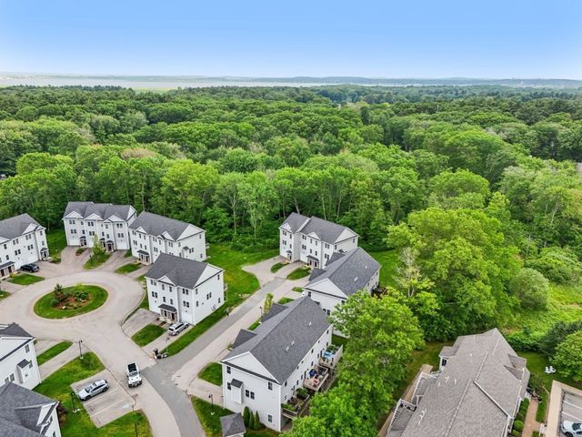2 Starfish Way A, Salisbury, MA 01952
