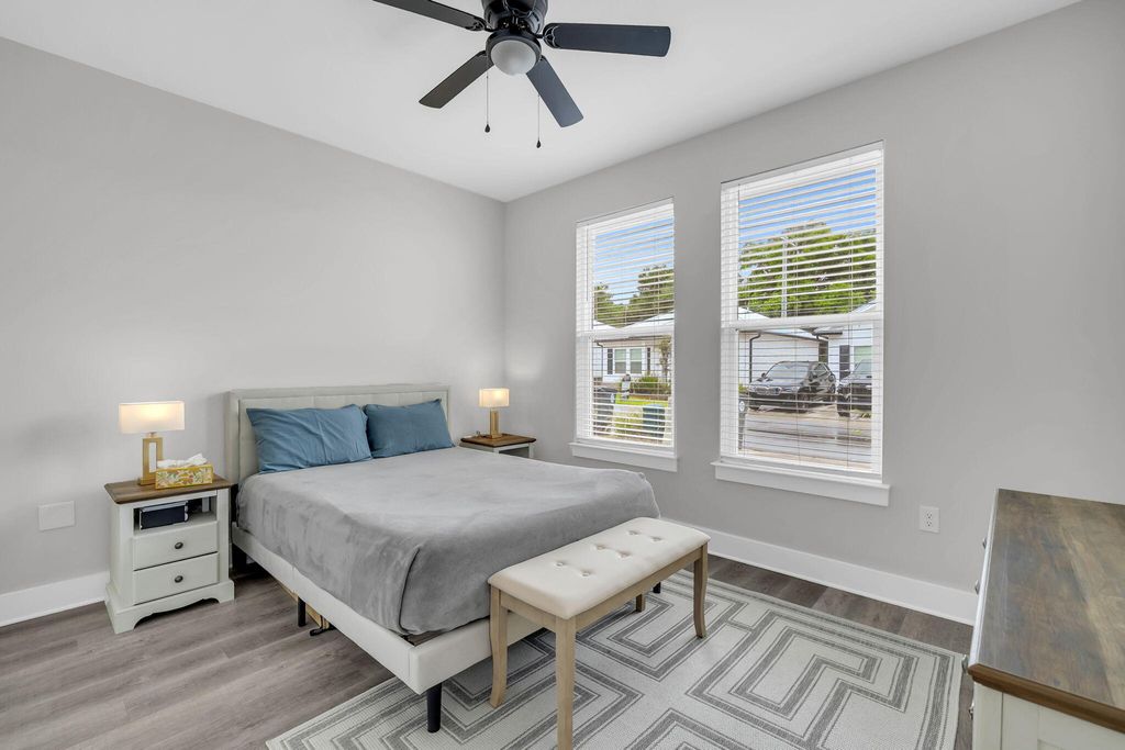 Image 15 of property listing at 108 Penny Lane, Valparaiso, FL 32580
