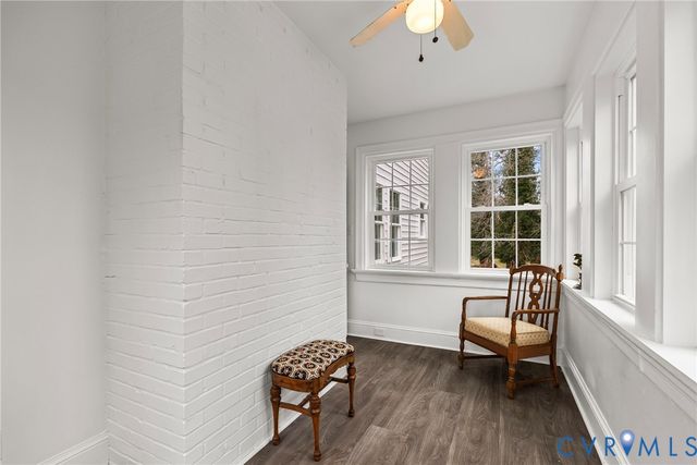 702 Irving St, Farmville, VA 23901