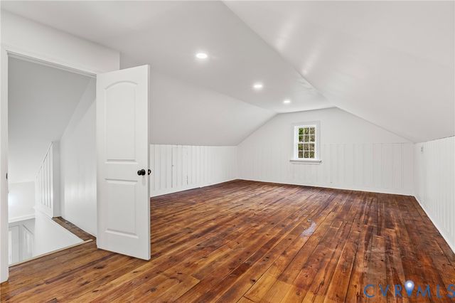 702 Irving St, Farmville, VA 23901