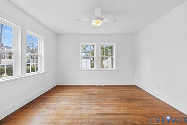 702 Irving St, Farmville, VA 23901