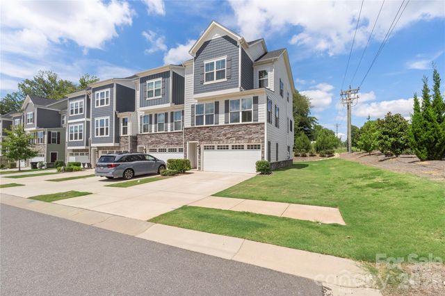 963 Portrush Lane, Tega Cay, SC 29708