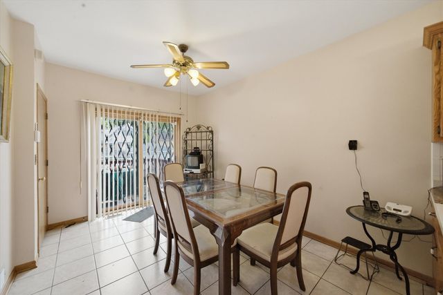 4818 N Sayre Avenue, Chicago, IL 60656
