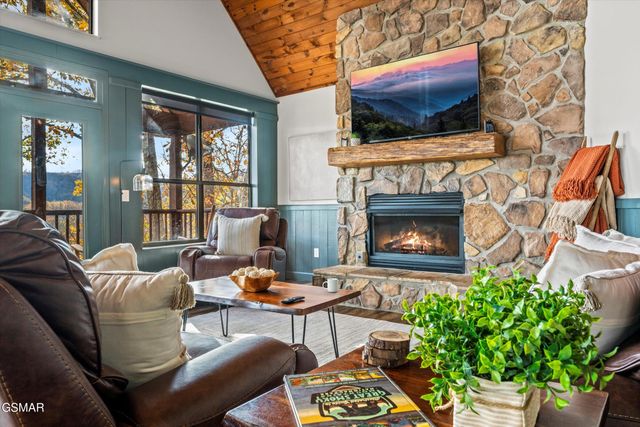 2001 Tiffany Way, Sevierville, TN 37862