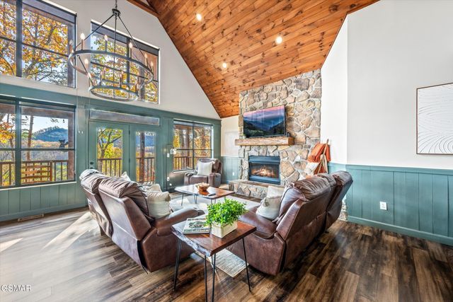 2001 Tiffany Way, Sevierville, TN 37862