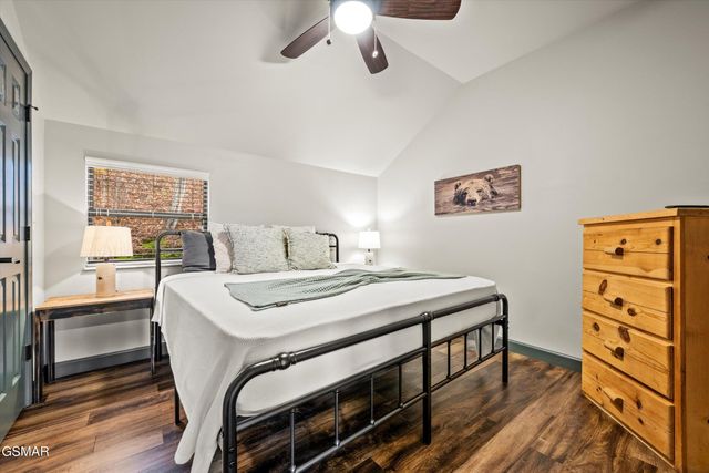 2001 Tiffany Way, Sevierville, TN 37862