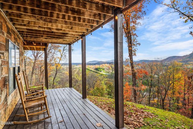 2001 Tiffany Way, Sevierville, TN 37862