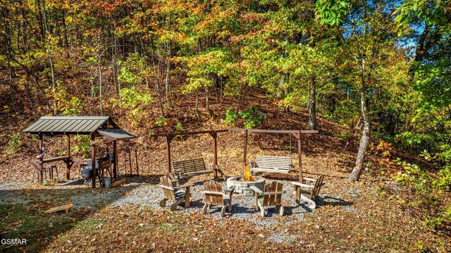 2001 Tiffany Way, Sevierville, TN 37862