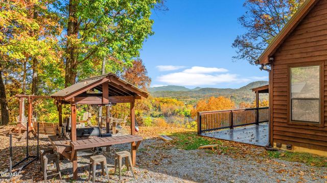 2001 Tiffany Way, Sevierville, TN 37862