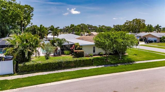 12933 90TH AVENUE, Seminole, FL 33776