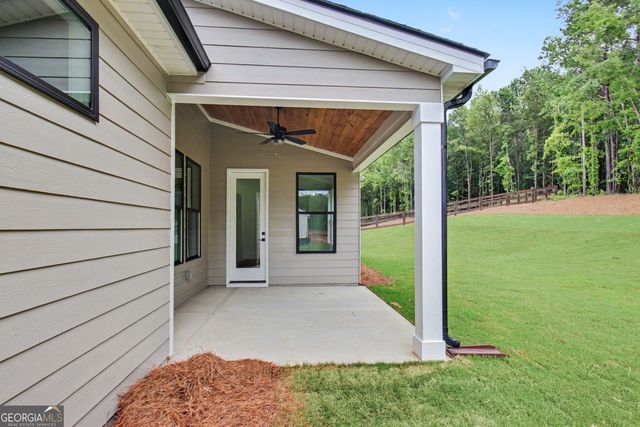 124 Ryeland Drive, Senoia, GA 30276
