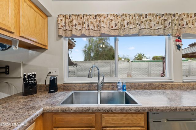 3241 S Ames Place, Tucson, AZ 85730