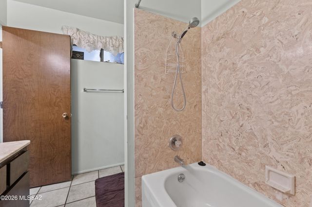 3241 S Ames Place, Tucson, AZ 85730