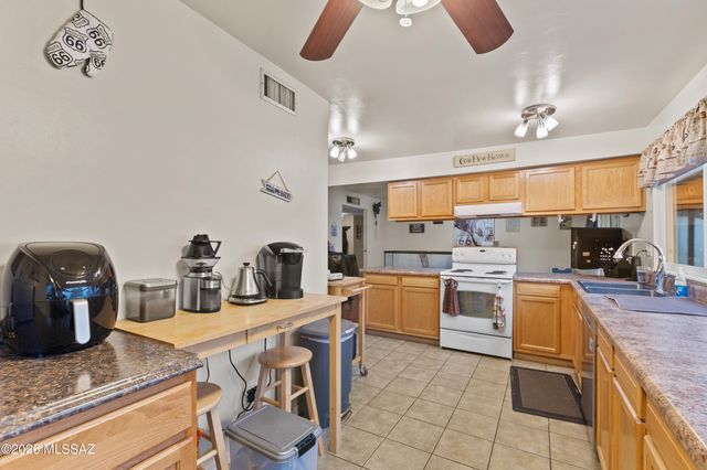 3241 S Ames Place, Tucson, AZ 85730
