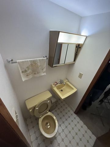 2333 RUNWAY DRIVE, Waupaca, WI 54981