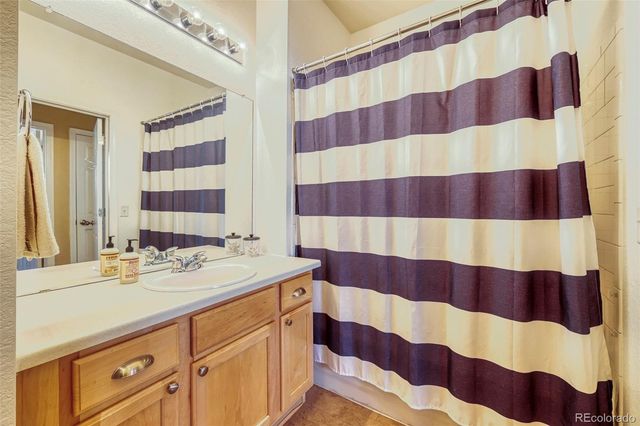 6702 S Winnipeg Circle 104, Aurora, CO 80016