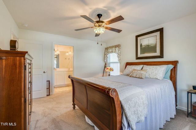 701 Newtons Way, Kingsport, TN 37663