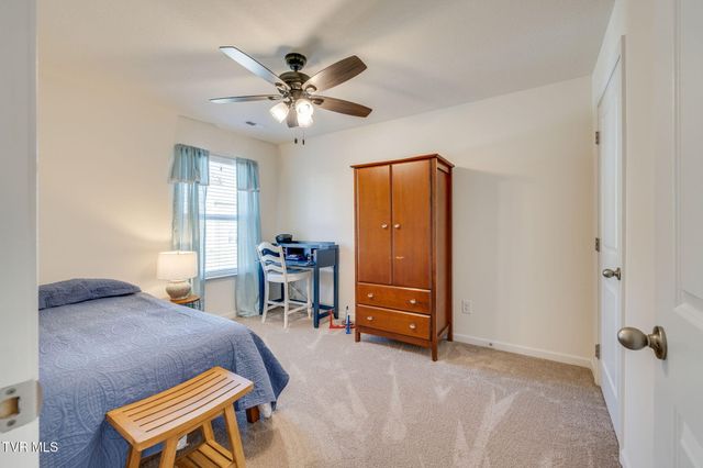 701 Newtons Way, Kingsport, TN 37663