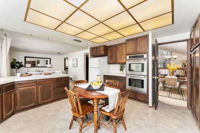 3126 Oxford Rd, Cameron Park, CA 95682