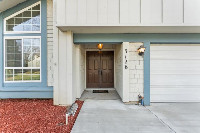 3126 Oxford Rd, Cameron Park, CA 95682