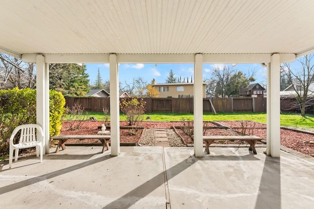 3126 Oxford Rd, Cameron Park, CA 95682