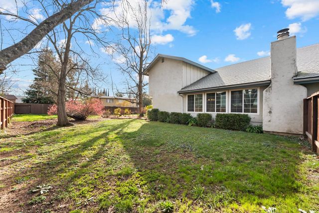 3126 Oxford Rd, Cameron Park, CA 95682