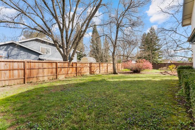 3126 Oxford Rd, Cameron Park, CA 95682