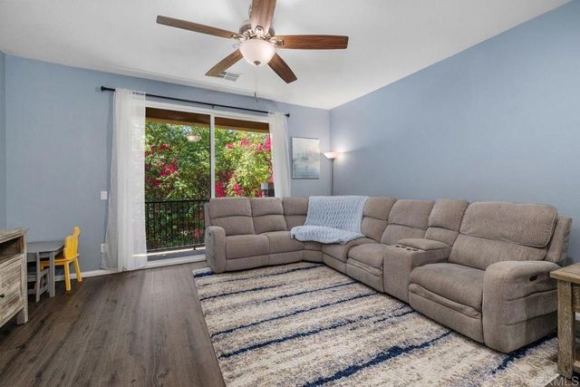 156 Via Montisi, Santee, CA 92071