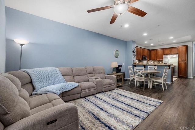 156 Via Montisi, Santee, CA 92071